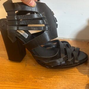 Steve Madden Black Sandal Heals